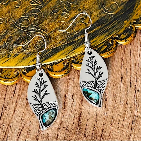 Silver Turquoise Leaf Tree Earrings Dangle - Picture 6 of 7